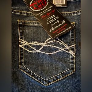 Cowgirl Tuff Don’t Fence Me In size 40 Long